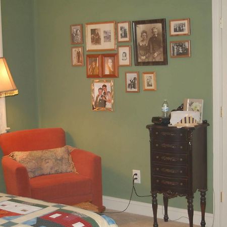 Haynes Bed And Breakfast Greensboro Exterior foto