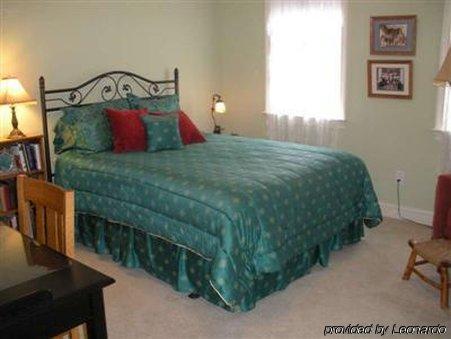Haynes Bed And Breakfast Greensboro Habitación foto