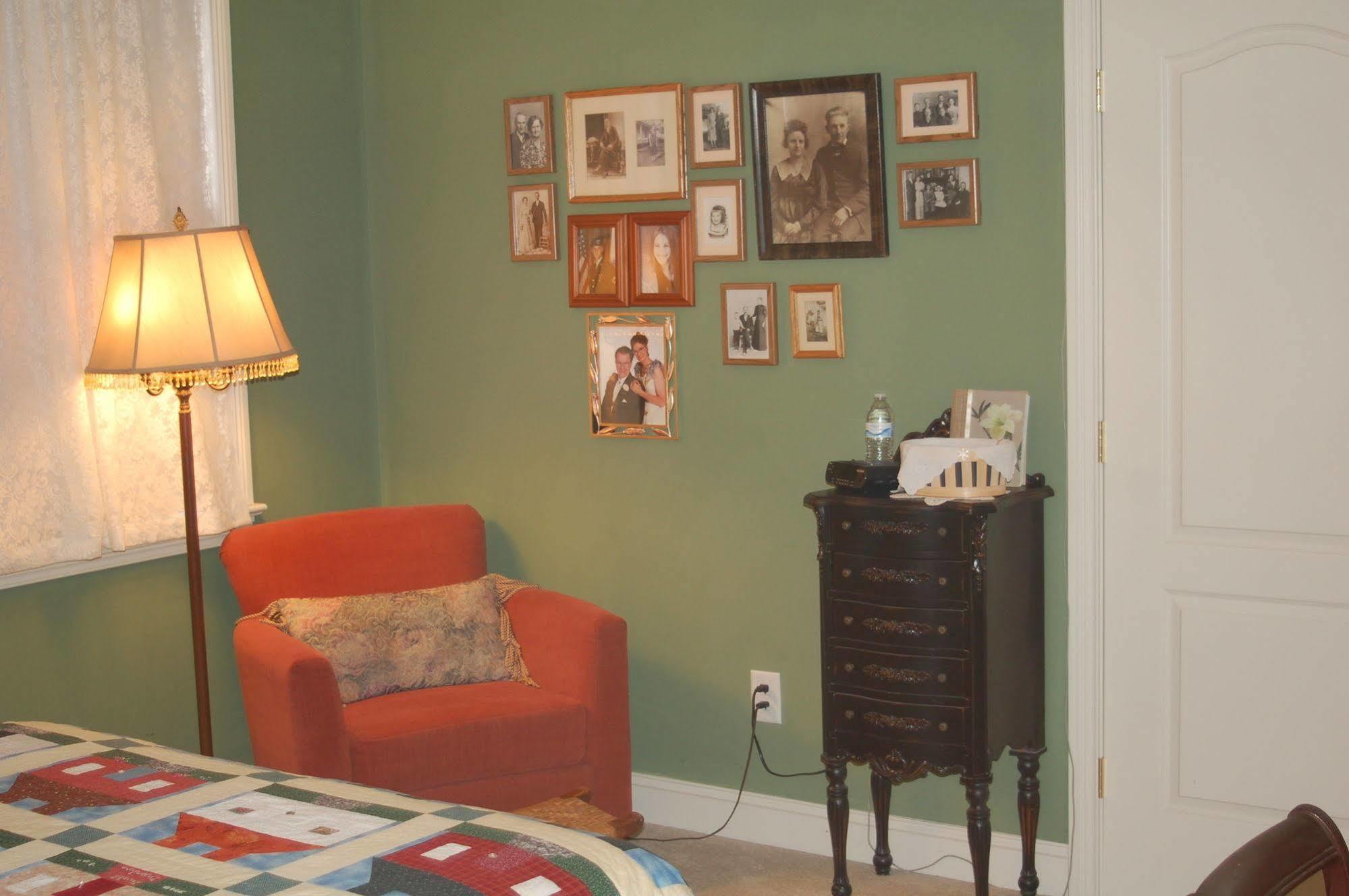 Haynes Bed And Breakfast Greensboro Exterior foto